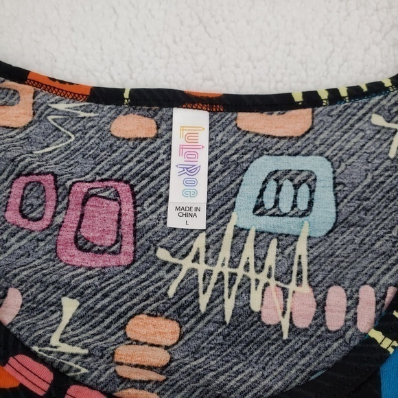 Lularoe Classic T L Black Mod Retro 90s 80s Blue O - Picture 4 of 5